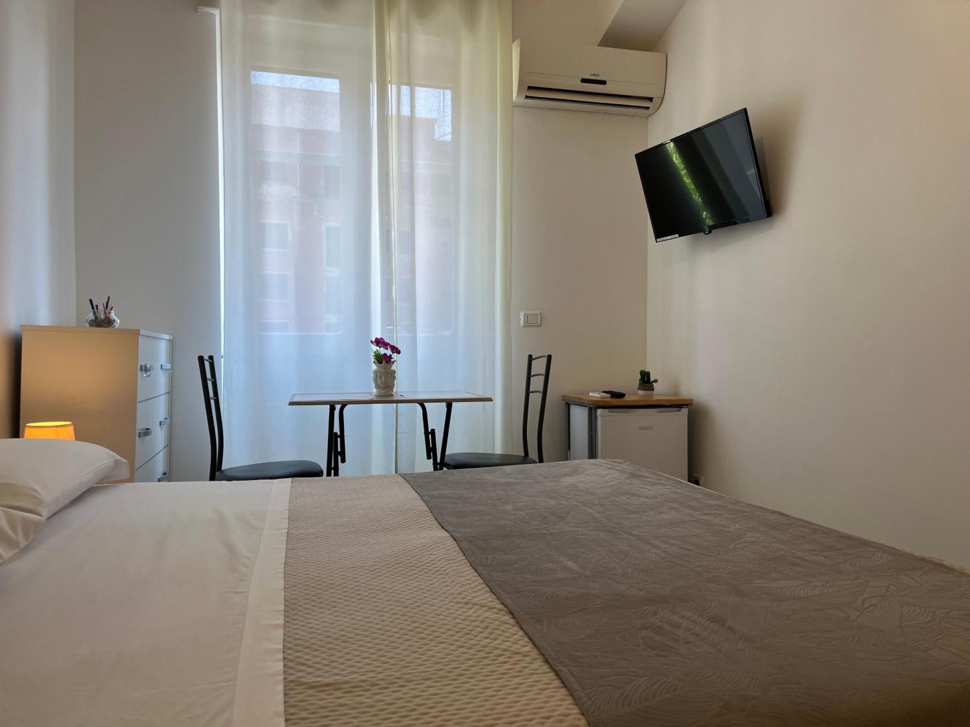 B&B Vento Aureo Rooms Milazzo Luaran gambar